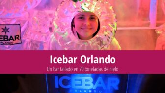 Viva la experiencia de Icebar Orlando: Un bar tallado en 70 toneladas de hielo